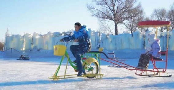 冰雪乐园成冬季休闲新选择