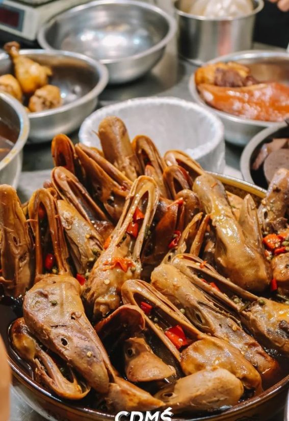 成都琉璃场的美食秘境：一场舌尖上的探索之旅
