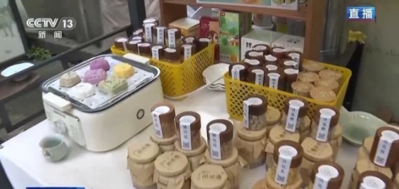 秋意盎然，重拾传统“捡秋”活动的新魅力