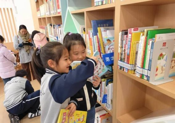 青岛创新园图书馆：成为网红打卡地的背后