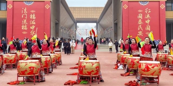 坚守岗位不打烊，法门文化景区服务温暖如春