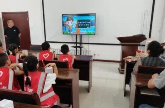 红旗街道亲和社区暑期健康教育活动：为儿童健康成长注入新动能