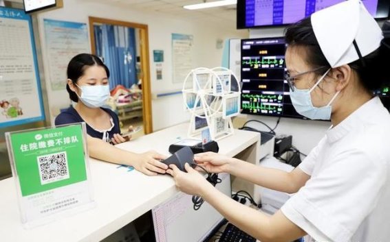 温暖医疗服务的践行者：仙桃市第一人民医院的创新之路