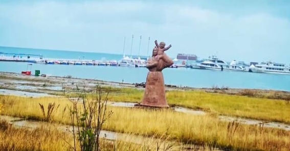 青海湖的灵动之美：二郎剑景区游记