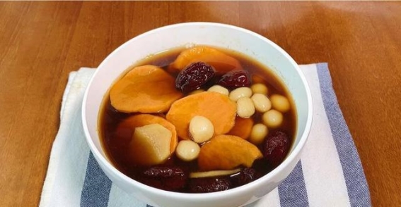 冬季保暖应选对方法，姜汤与枸杞茶的使用误区你了解吗？