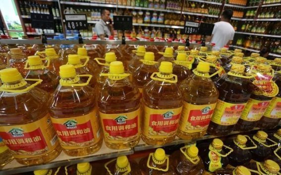 买食用油时，别盲目追求高价！看准这3行字，轻松选出优质油