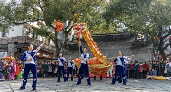 2025年元旦，青溪老街的文化盛典与传统之美