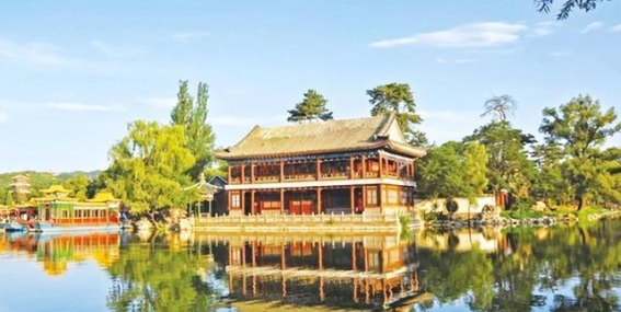 康熙皇帝的避暑旅程：从紫禁城到承德的漫长路途