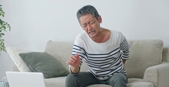得了肾衰竭，中老年人最好少吃的4种食物