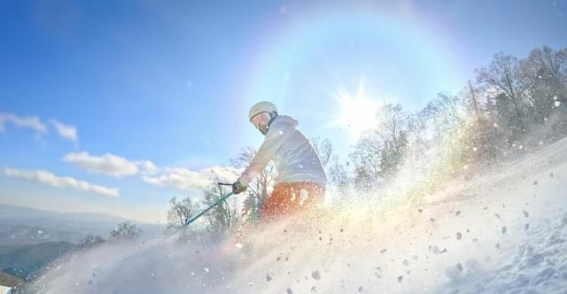 哈尔滨迎来240小时过境免签政策，全球游客畅享冰雪之美