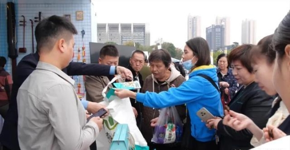 南漳在荆楚乡村文化旅游节上的璀璨亮相，古今文化交织成精彩篇章