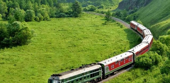 旅游列车崛起：在中国铁路线上探寻诗和远方
