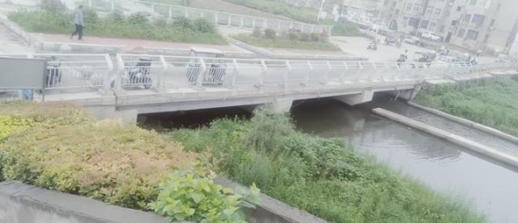 新安涧河桥梁的时光印记