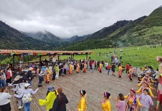 团结花开满高山：雅安嘎日村的幸福路