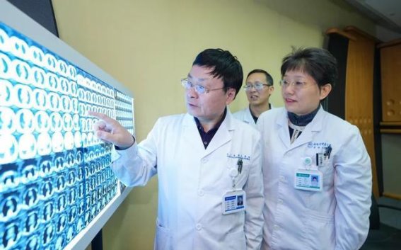 李晔雄：肿瘤治疗领域的领航者