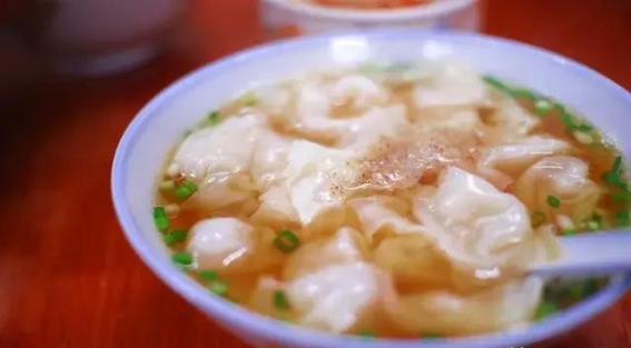 一碗好吃的馄饨这3”样缺一不可，做好了比饺子更美味