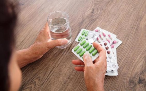 艾滋病人的五次机会：错过一次，可能错过一生