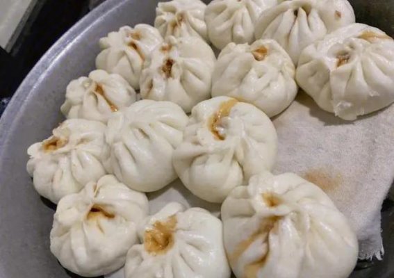 面食的诱惑与健康隐患：警惕血管健康的敌人
