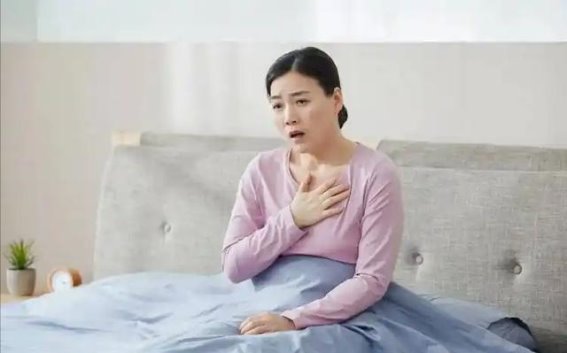 一动就呼吸困难？医生提醒：可能是这三种疾病的信号，别大意及时检查