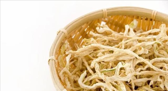 中老年人饮食指南：避免这三种食物，享受健康晚年