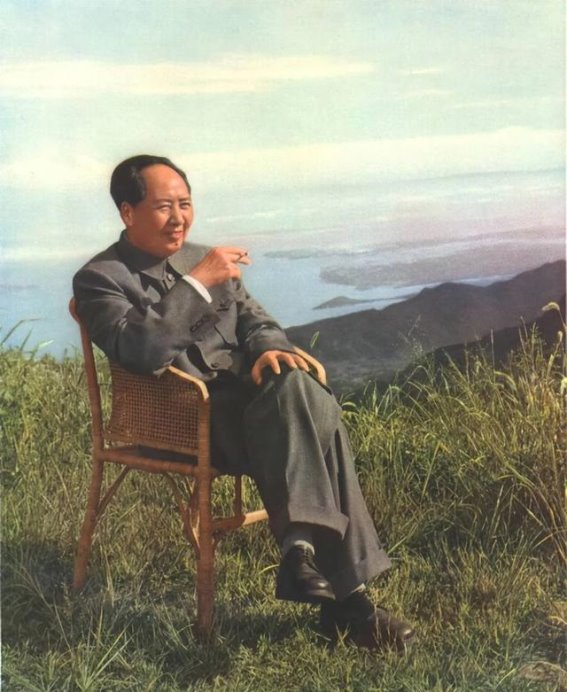 为何一些名人选择沉默，不发声纪念毛主席？