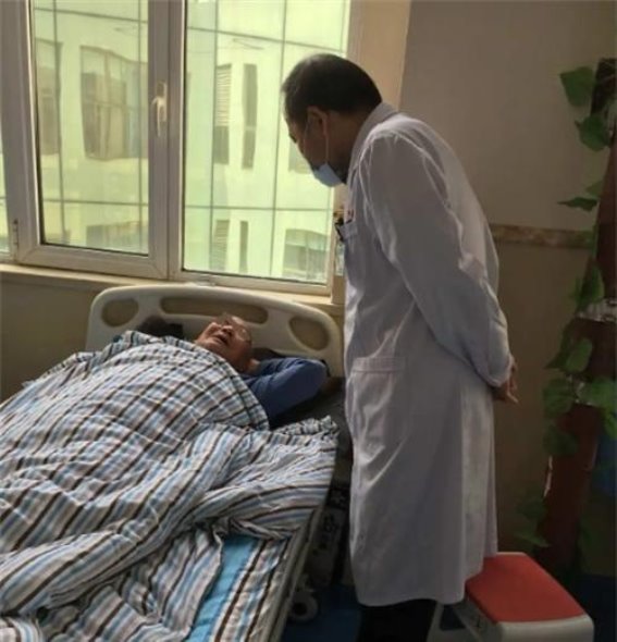 14年，32岁杭州男子查出胰腺炎，一年转为胰腺癌，他犯了2个错误