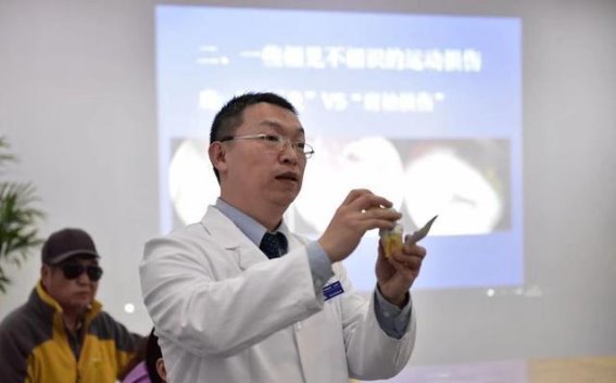 肾炎患者的饮食禁忌：远离这三类食物，避免加重病情