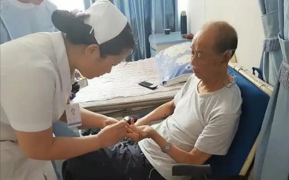 糖尿病管理的真相：天然胰岛素是否真的存在？