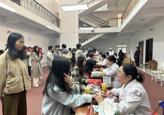 三九补一冬，健康进校园——南昌市中心医院义诊活动圆满落幕