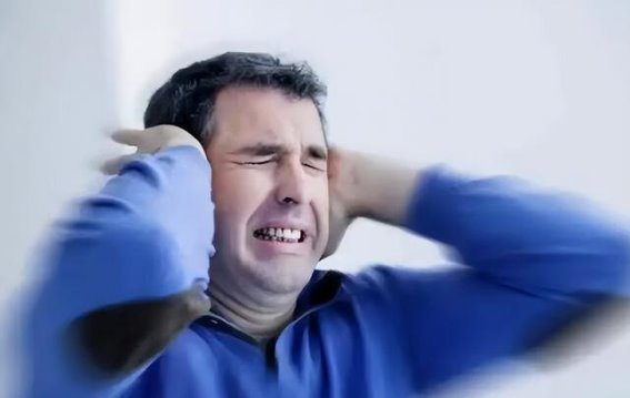 深入探讨颅内占位性病变的成因与治疗