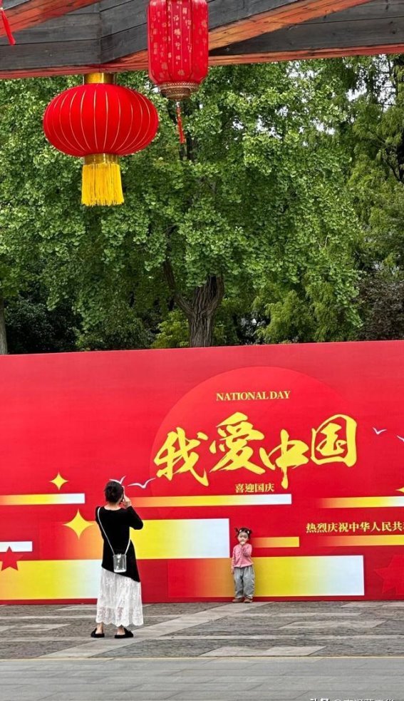 南通的秋天：一幅五彩斑斓的画卷