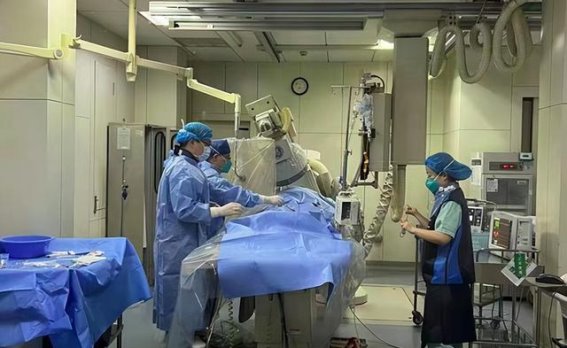 腹泻误诊为胃病，险些丧命：心梗的隐秘面纱与防治策略