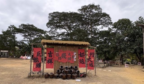 广西小城掀起露营潮，春节露营成热门选择