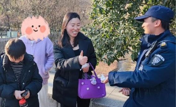九溪景区温暖一幕，春节里的关怀与责任