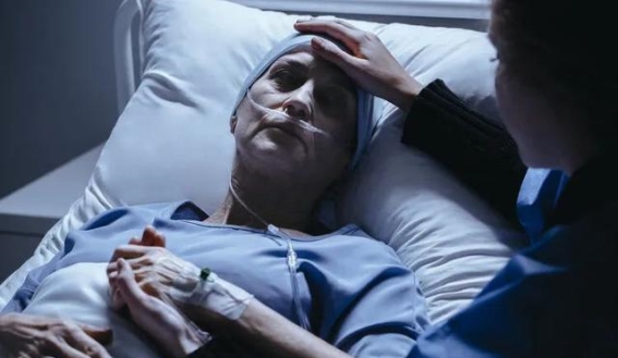 癌症晚期患者不必绝望，若没有这4种情况，或许还能活得更久