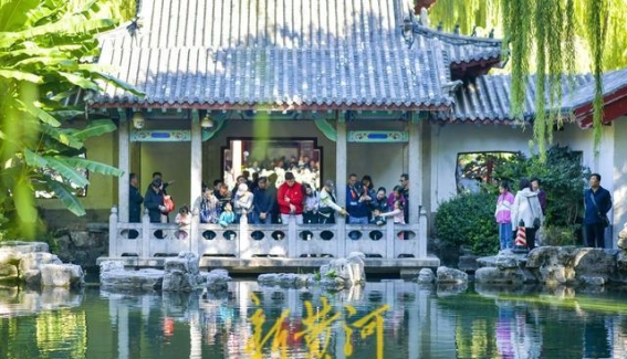 济南泉水游：金秋时节的清泉魅力再现