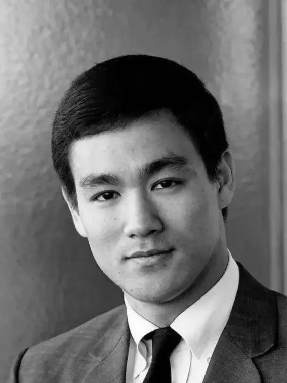 从秦始皇到李小龙：中国历史上的十位杰出第一人