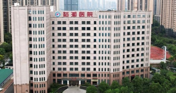 28岁患帕金森，脑深部电刺激术为患者“关停震颤模式”