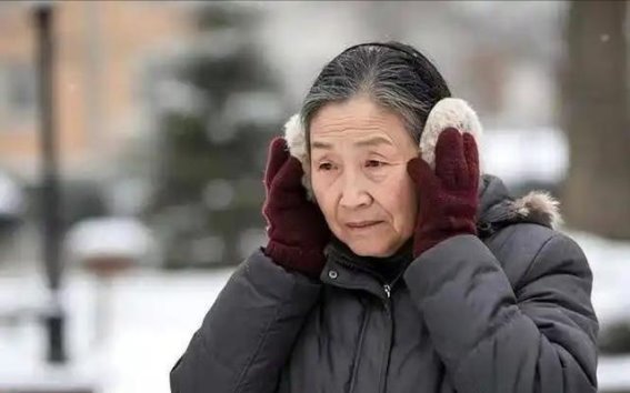 胃癌患者冬季养护：避免误区，科学管理更健康
