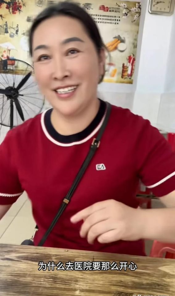 邓博戒烟体验：腿发麻坐立不安，父亲承诺年底奖励一辆车