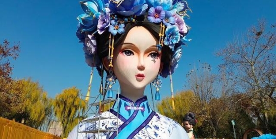 济南趵突泉迎春花灯会全新升级，三大景区联动，灯火璀璨泉城