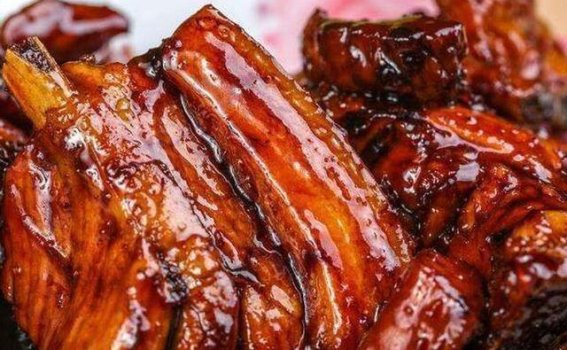 49岁沈阳女士因饮食习惯患胆结石，医生无奈劝告：改变饮食方式，身体才能重获新生