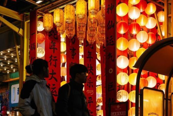 成都市春节假期成为全球旅行者心之向往