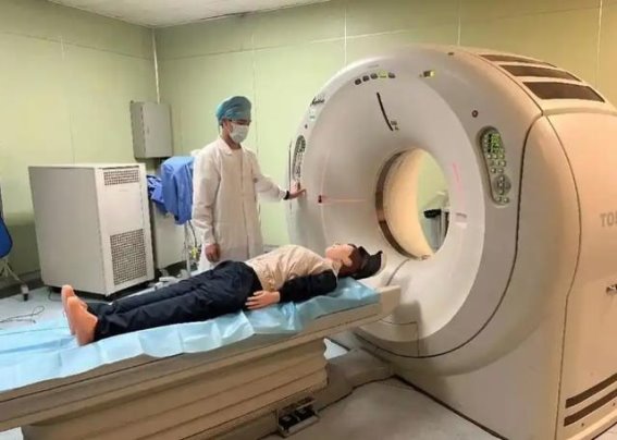 没有疼痛、麻木，却被确诊为骨癌，医生提醒：这些信号不能忽视