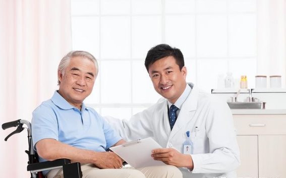 上海医大发现：上了年纪，宁可干吃馒头，也别早上随便吃这2样