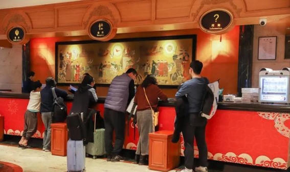 春节假期丰泽酒店迎来旅游高峰，宾客如潮