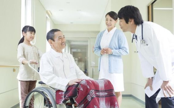 慢性病管理新纪元：健康照护师的角色变迁与影响