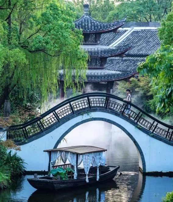 西湖秘境：九处绿意盎然的隐藏天堂