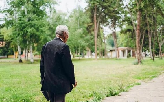 走出误区，迈向健康——老年人锻炼的重要性与科学指导