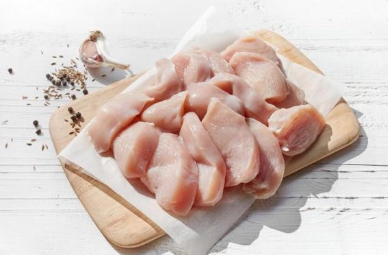 年纪越大，越要注意吃肉的方式，60岁后改掉这4个坏习惯